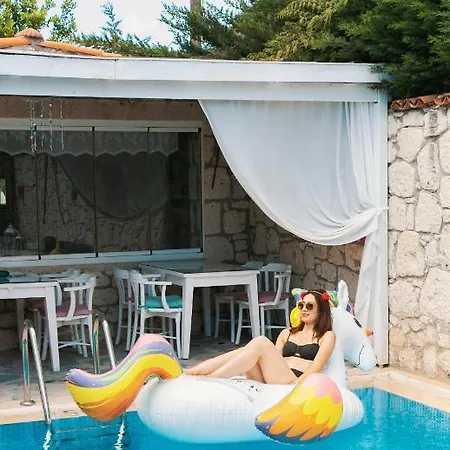 Aisem By Hire 2* Alaçatı