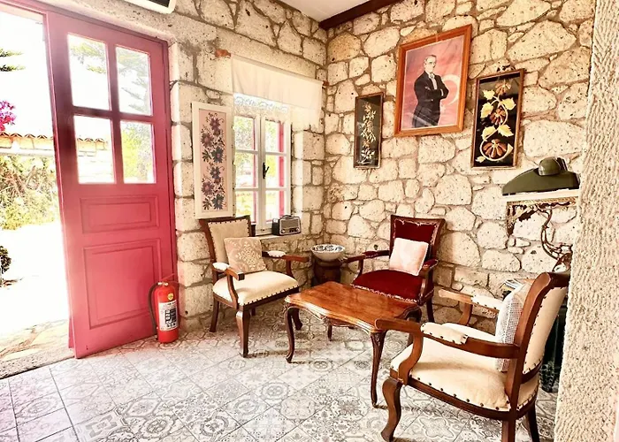 Hotel Aisem By Hire 2*