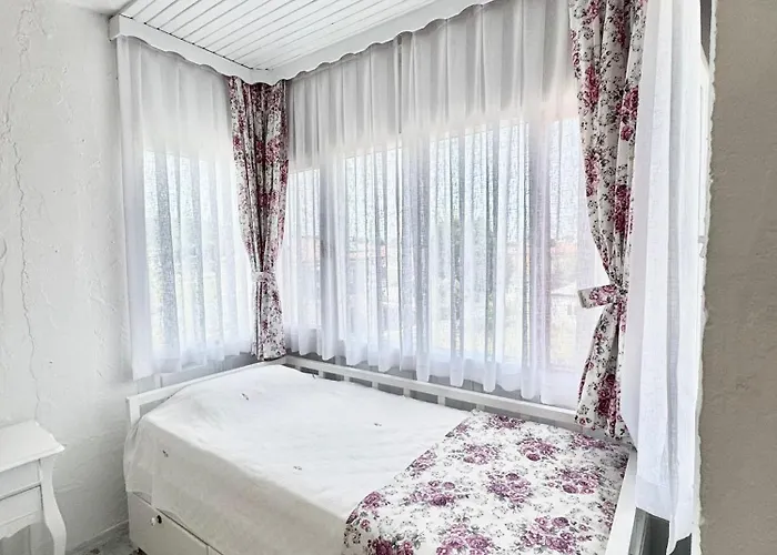 Aisem By Hire Hotel Alacati