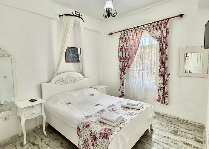 Aisem By Hire Hotel 2*