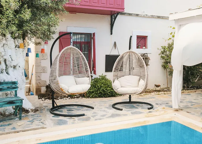 Aisem By Hire 2* Alacati