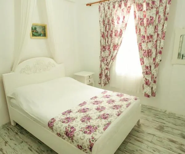 Aisem By Hire Hotel 2*