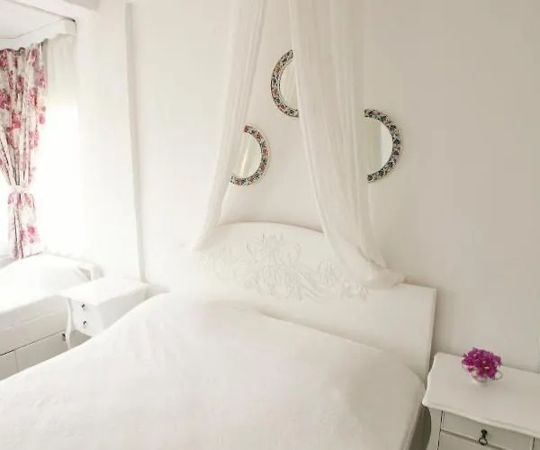 Aisem By Hire Hotel 2*