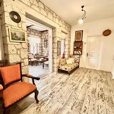 Aişem By Hire Otel 2*