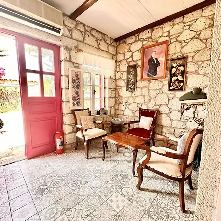 Hotel Aisem By Hire 2*