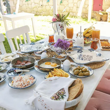 Aişem By Hire Alaçatı