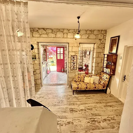 Otel Aişem By Hire