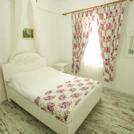 Aisem By Hire Hotel 2*