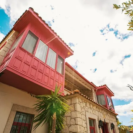 Aisem By Hire מלון